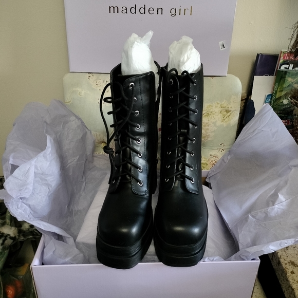 Steve Madden Shoes - Madden Girl Double Platform Booties
